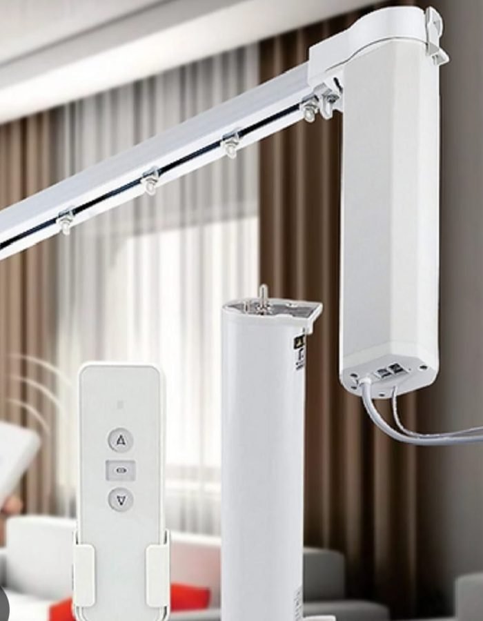 ستائر نوافذ كهربائية مموجة تعمل بجهاز تحكم عن بعد – Electric wave window blinds with remote control