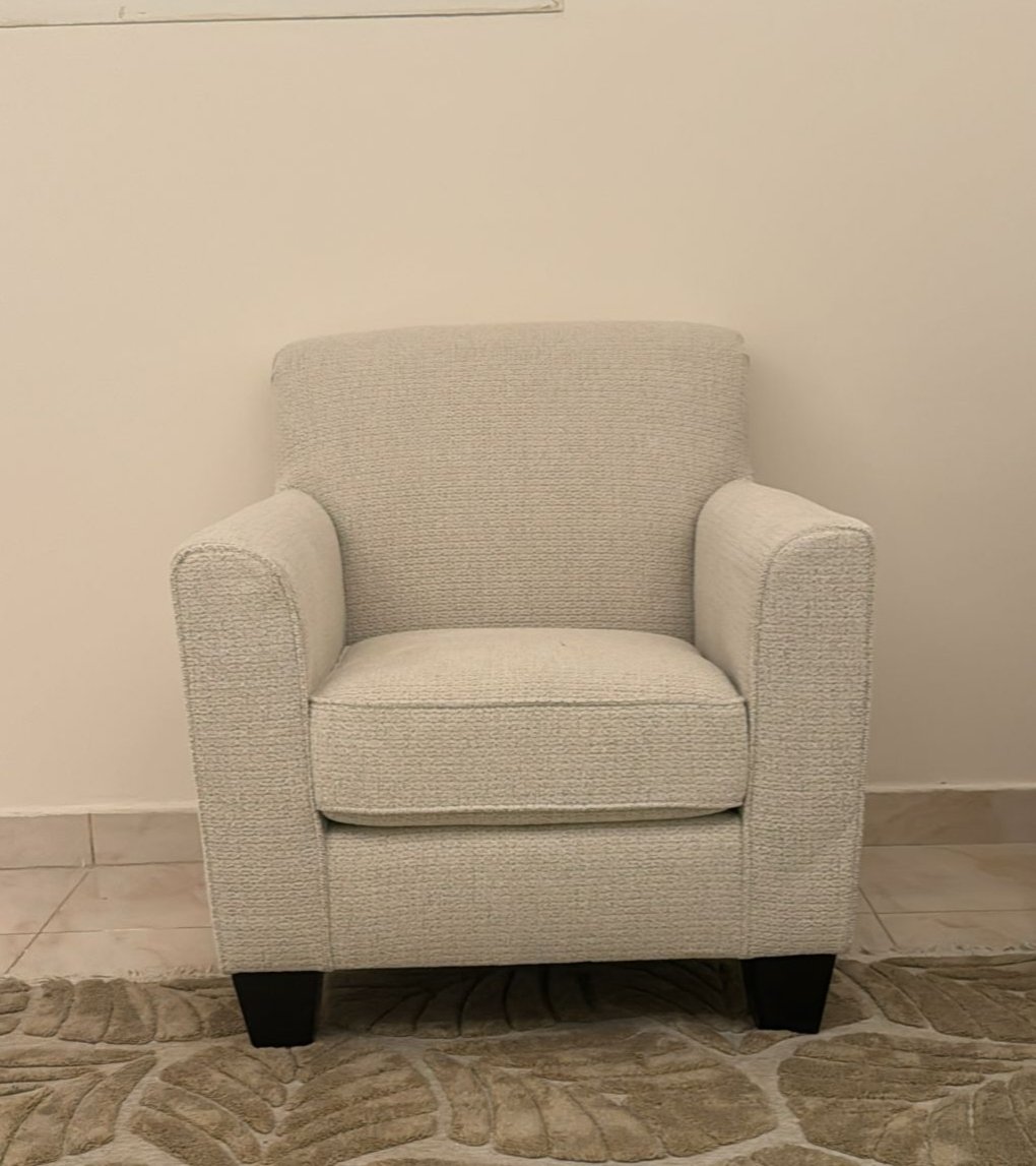 طاولات ومقاعد بوف – Tables and pouf chairs - Image 17